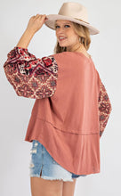 Load image into Gallery viewer, Rust Printed Bubble Sleeve Top
