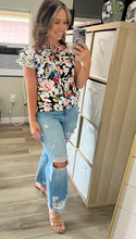 Load image into Gallery viewer, Floral Flutter Blouse
